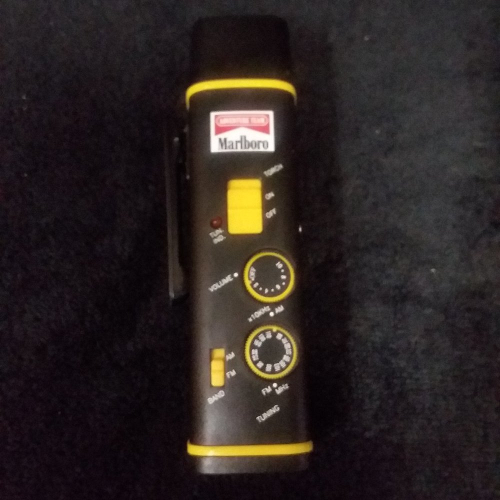 Collectible Marlboro AM/FM Radio Flashlight